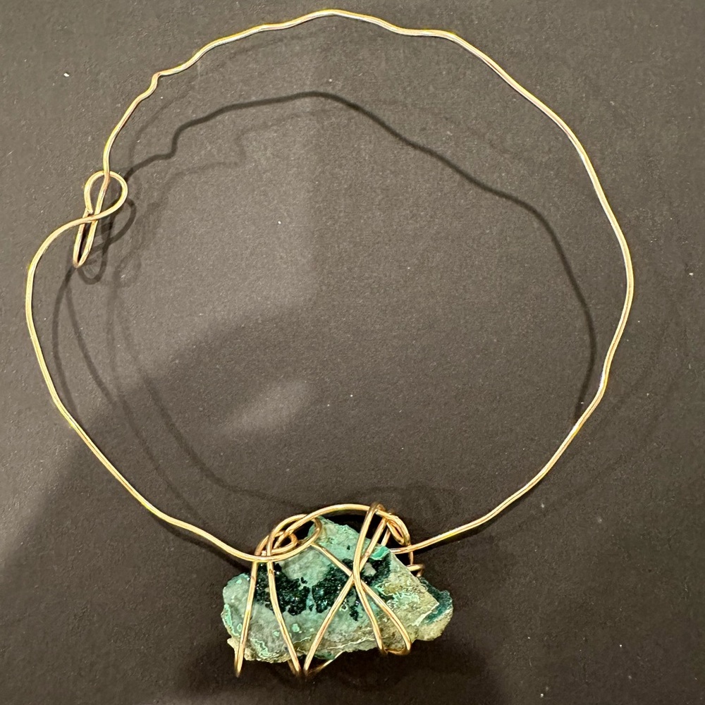 Kazuko Oshima Extremely Rare Vintage Stone Gold (14K)  Wire Necklace.